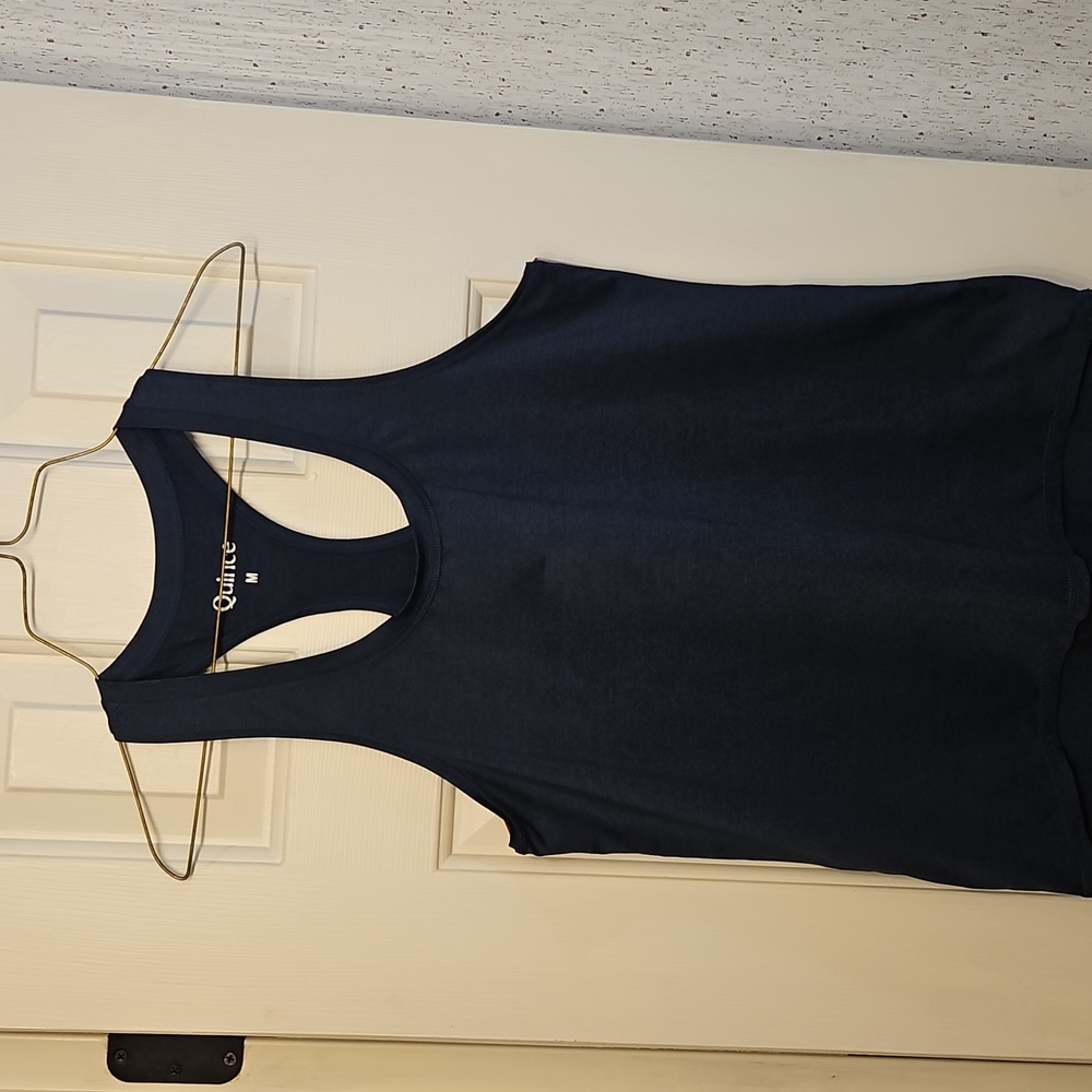 Quince Medium Dark Navy Blue Tank Top Razorback Workout Wear